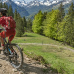 Non sottovalutare la testa come scegliere il casco perfetto tra strada e downhill